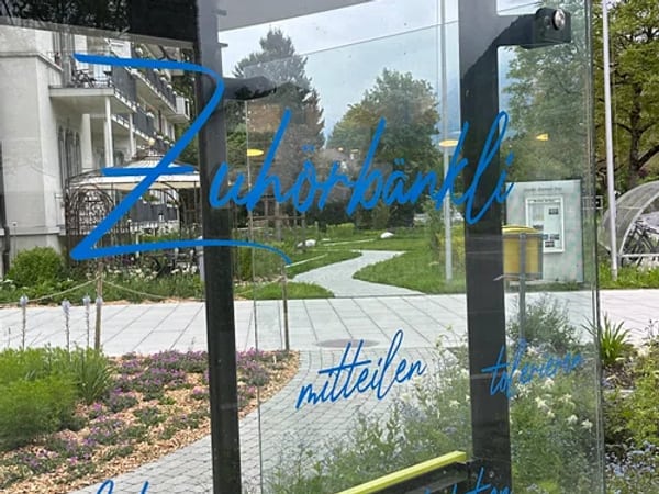 Zuhörerbänkli in Interlaken