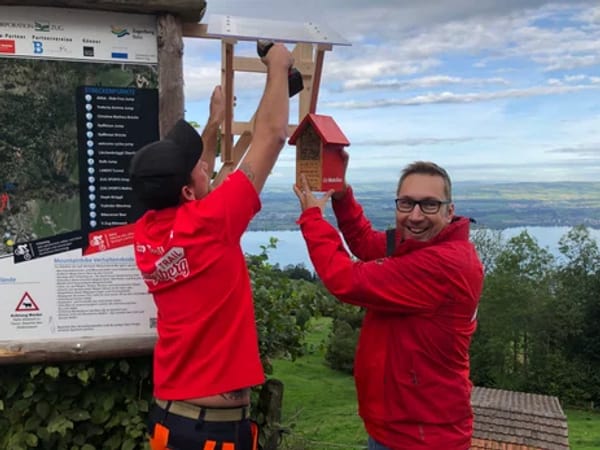 Wildbienenhotels am ZugerbergTrail