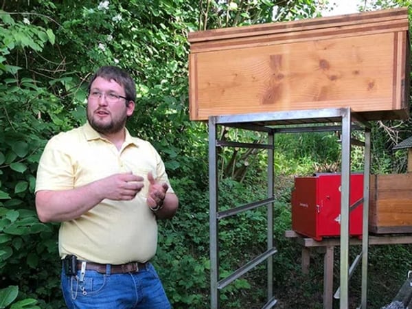 Wildbienenhotels am ZugerbergTrail