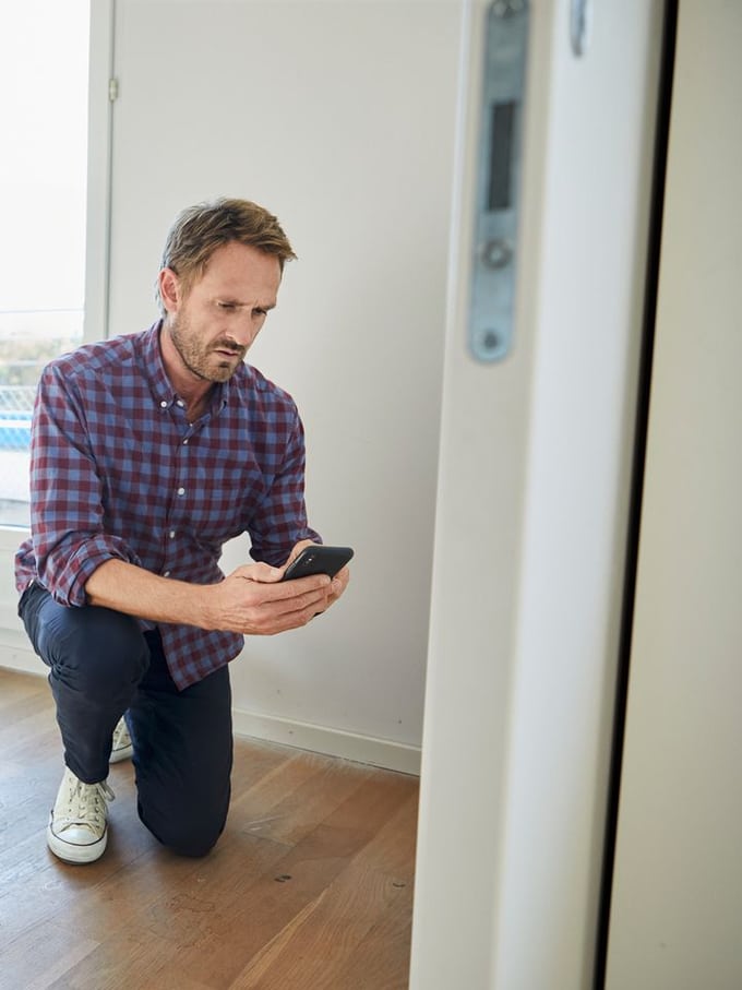 Schimmel in der Wohnung: Was Sie als Mieter:in tun können