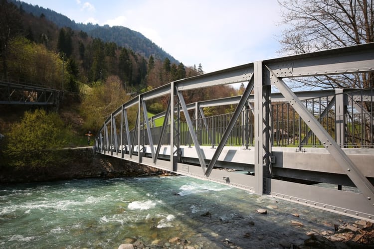 Die Kanderbrücke in Mülenen