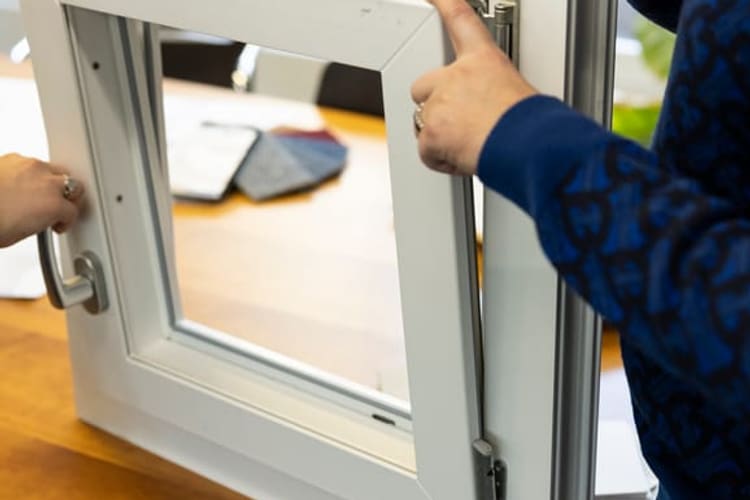 Fensterrahmen für eine energetische Sanierung 