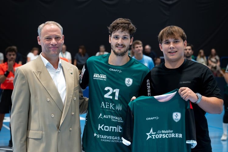 Topscorer Shirt Übergabe der Mobiliar Generalagentur Thun