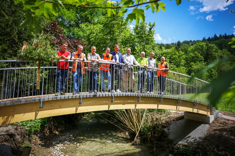 Eröffnung Holzbogenbrücke in Dussnang 