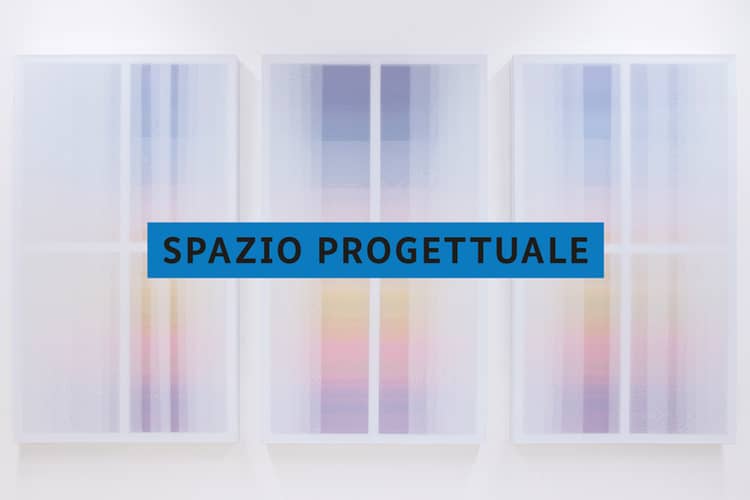 Senza titolo (composizione con rettangoli rossi, gialli e blu), acrilico su struttura in legno avvolto in cotone trasparente, 90 × 60 × 4,5&nbsp;cm, 2017