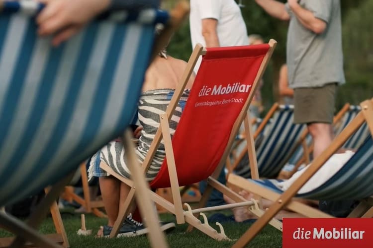 Mobiliar Liegestühle am Marzili Movie Event
