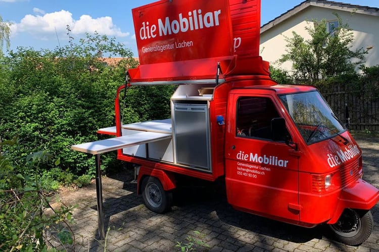 Das Fahrzeug von Lachen on Tour