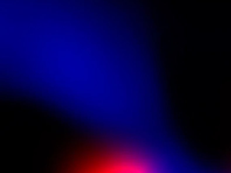 Photo rose et bleue de Janik Bürgin à l’exposition Art et développement durable de la Mobilière