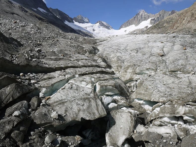 Foto von Gletscher in der Ausstellung Kunst und Nachhaltigkeit in der Mobiliar 