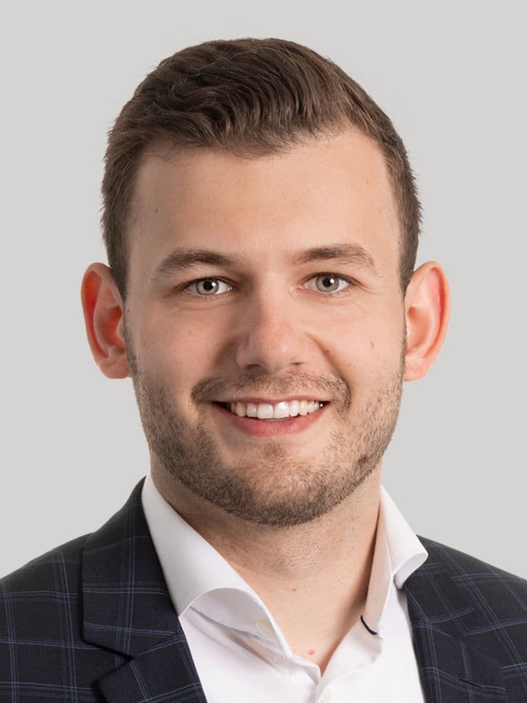 Brian Közle