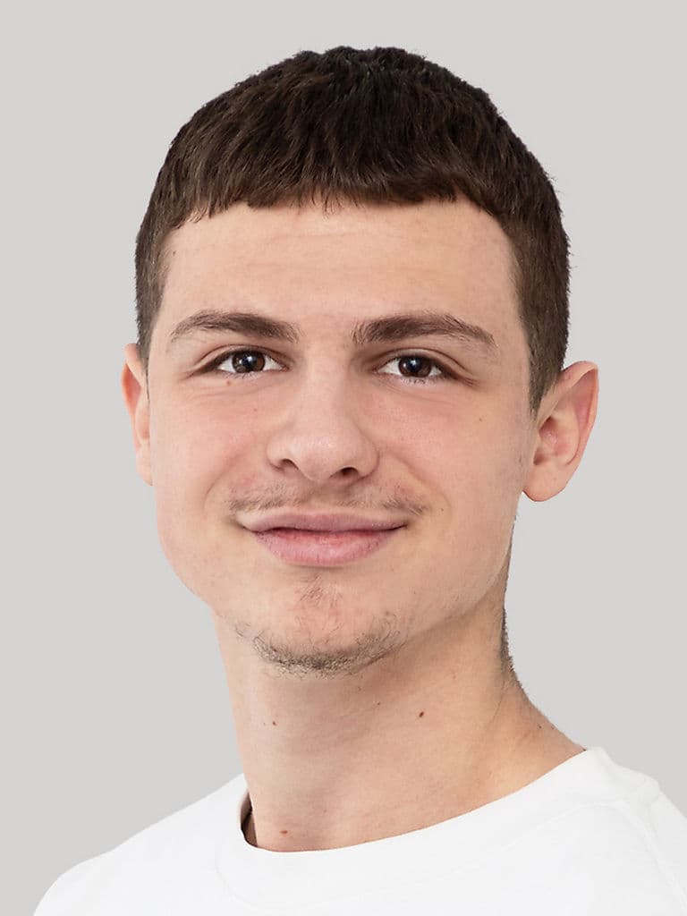 Ardit Tola