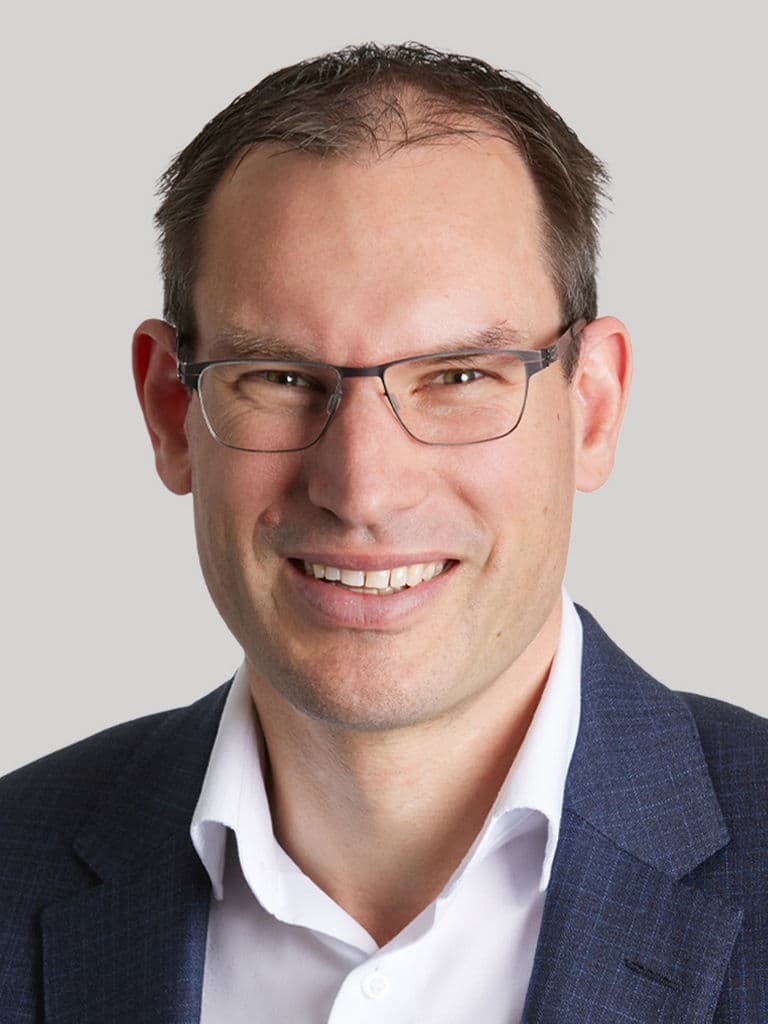 Stefan Bucher