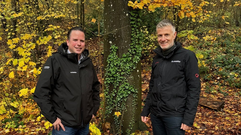 René Biri (Generalagent) und Franco Nussbaumer (Teamleiter Verkauf) von der Mobiliar Solothurn im Brüelwald