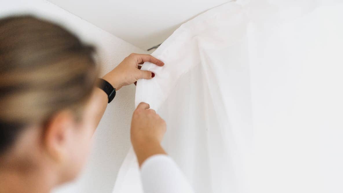 Vorhängen abhängen