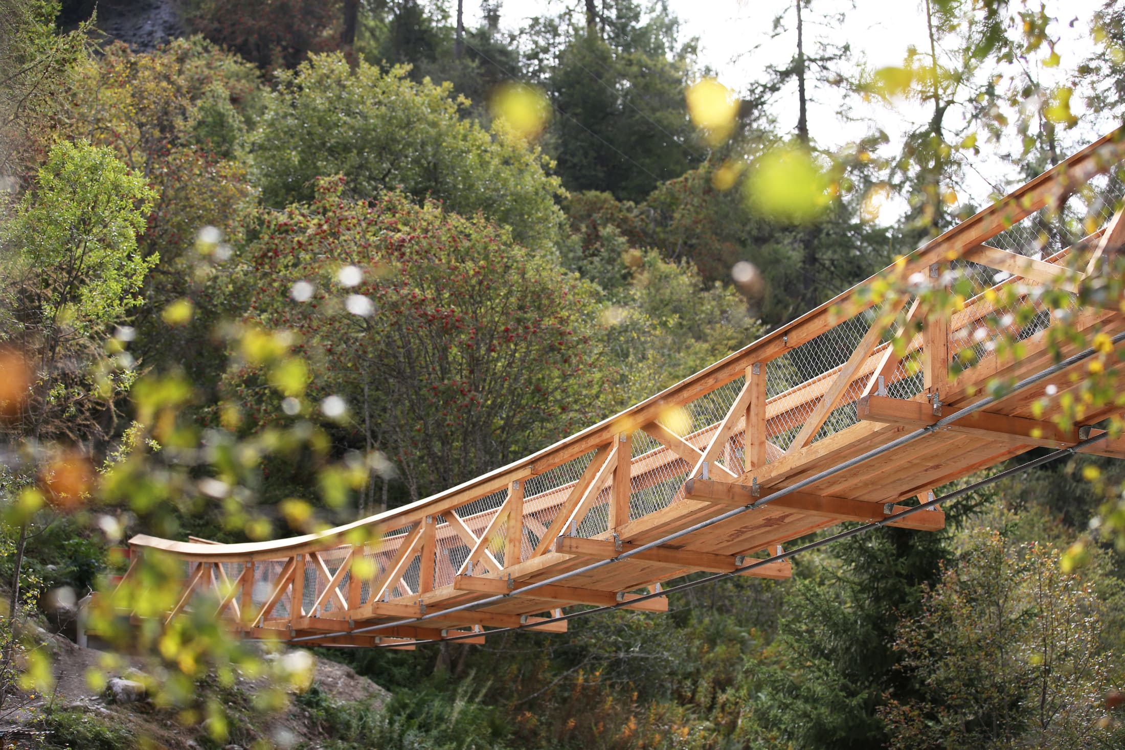 Remplacement du pont suspendu de «Mulins», à Medel, Lucmagn (GR)