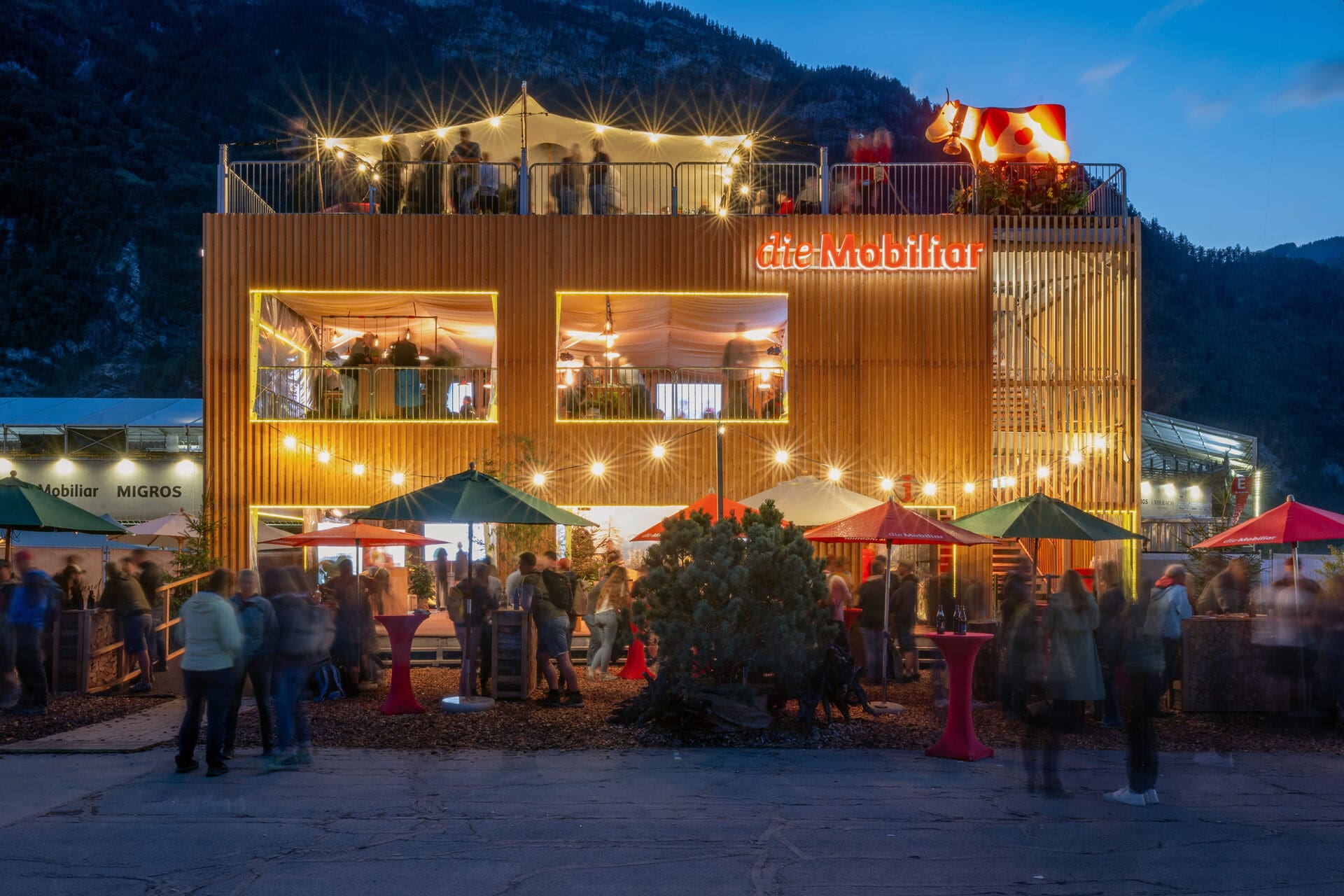 Mobiliar Pavillon am Schwingfest