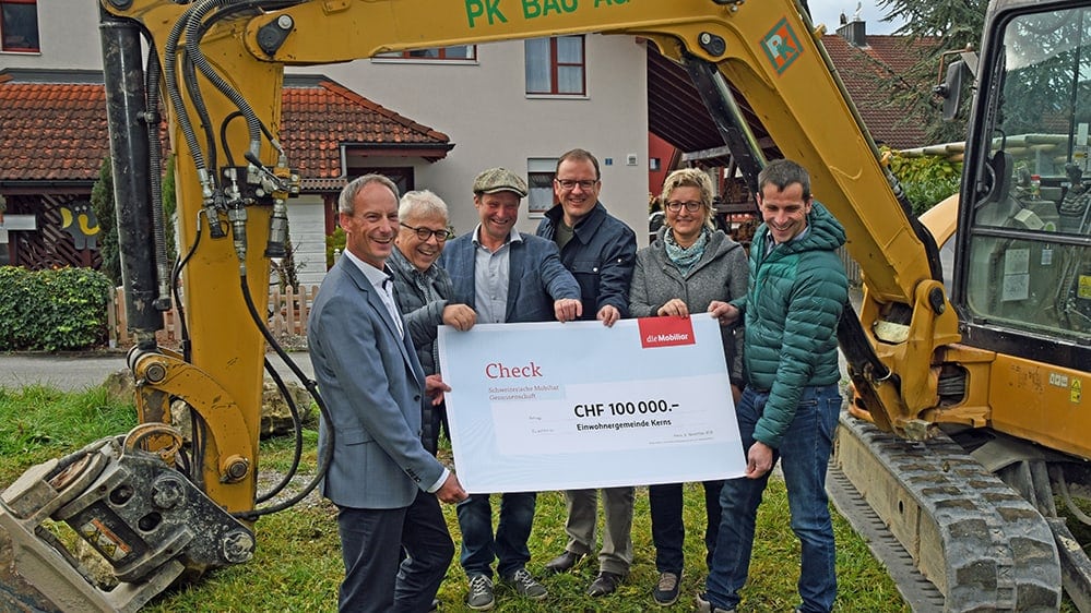 Roland Arnold, Generalagent die Mobiliar Otti von Rotz, Versicherungsberater die Mobiliar André Windlin, Gemeindepräsident Kerns Elmar Stocker, Gemeinderat Kerns Monika Ettlin, Gemeinderätin Kerns Daniel Blättler, Gemeinderat Kerns