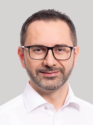 Emir Buza